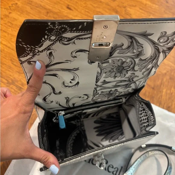 Salvatore Ferragamo Silver Purse - Picture 8 of 16